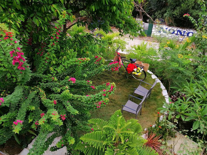 Lonos Circle Private Garden 10